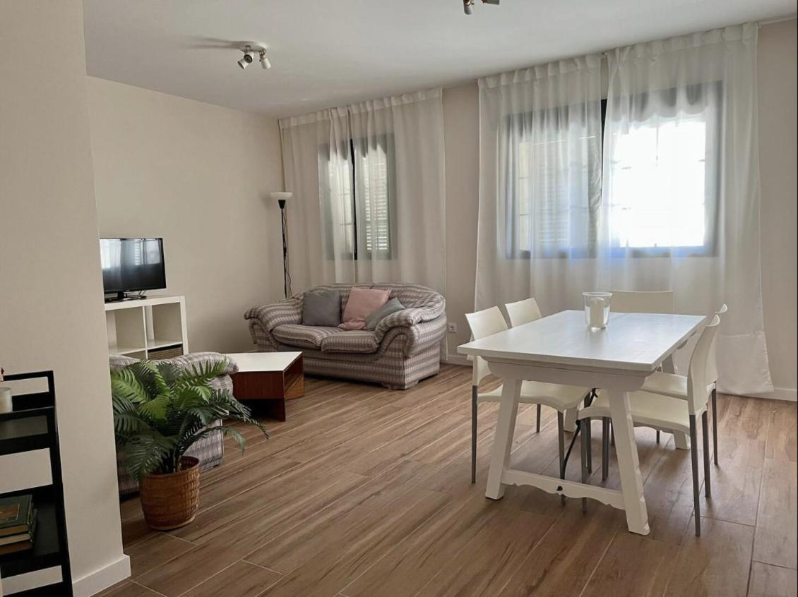 Apartamentos El Piquillo En Cadalso De Los Vidrios Dış mekan fotoğraf